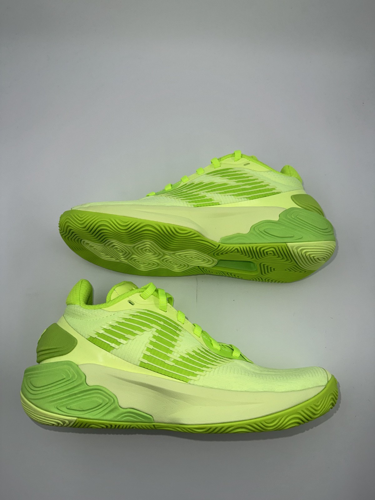 New Balance TWO WXY v5 Bleached Lime Glo Green Neon BB2WYEG5