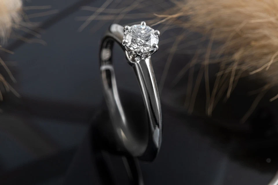 Tiffany & Co. Ring 950 Platin Brilliant Ring 0.30ct Damenring Gr. 46,5 VS1 - Bild 4 von 4