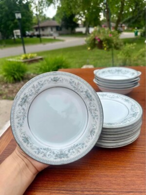 62 Piece Vintage & Discontinued Noritake Colburn #6107 Fine China