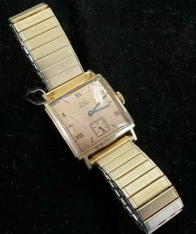 Elgin top deluxe watch
