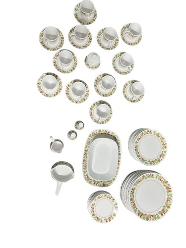 Noritake Progressive Homecoming China of Japan Set of 68 Pieces party of 12