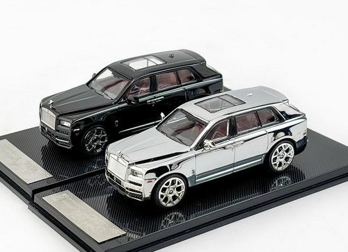 1: 64 Alloy diecast car model Rolls Royce Cullinan Black/Silver - Picture 1 of 17