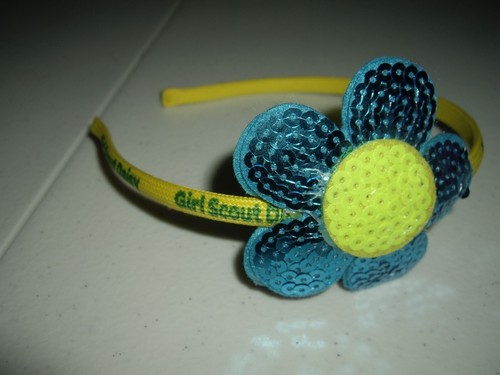 EUC Lot of 6 Girls Headbands Flowers Bows Girl Scouts Daisy & Cinderella - Picture 7 of 7