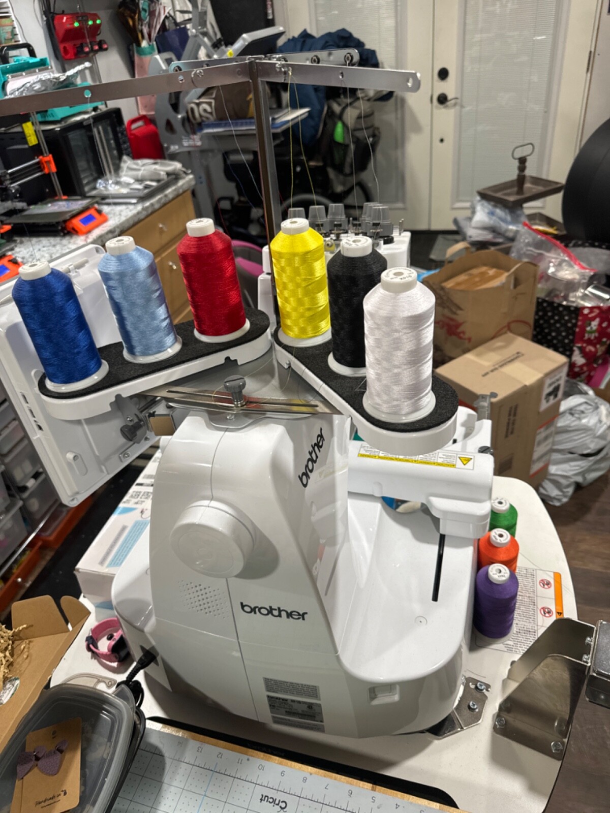 Brother PR680W Entrepreneur W Computerized 6Needle Embroidery Machine