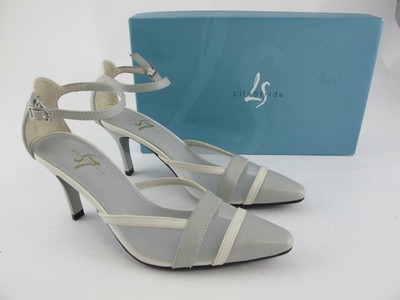 lifestride gray pumps