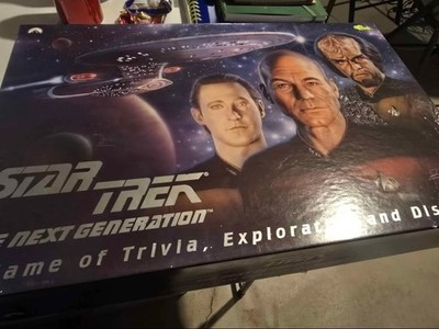 Star Trek The Next Generation A Game of Trivia Board Game Complete 1993