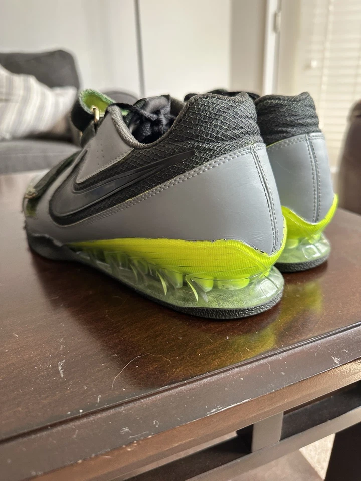 Nike Romaleos 2(US M 10.5) custom painted gray. - Image 4 of 4