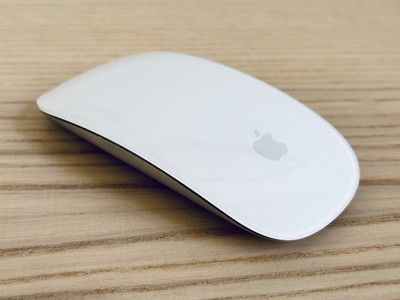 Original Apple A1296 Magic Mouse 1 Gen. kabellos - Batterie Version - defekt 