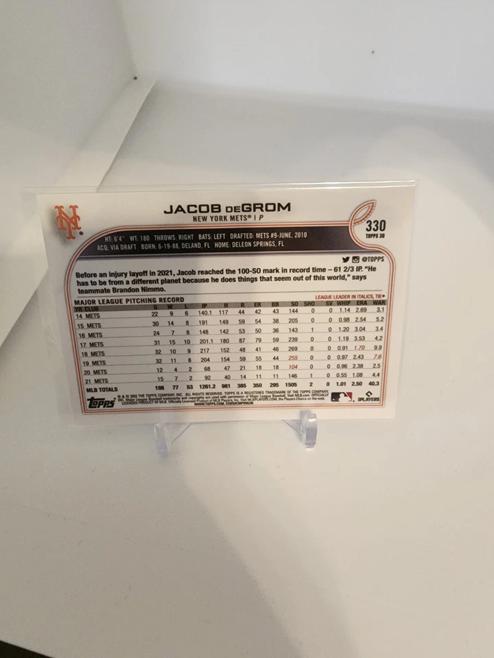 2022 Topps 3D #330 Jacob deGrom - Image 2 of 2