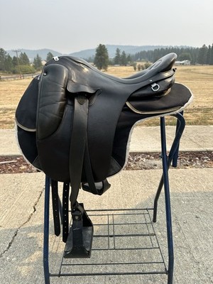Horse Tack - 18  Orthoflex Endurance Saddle - Toklat Pad - Stirrups