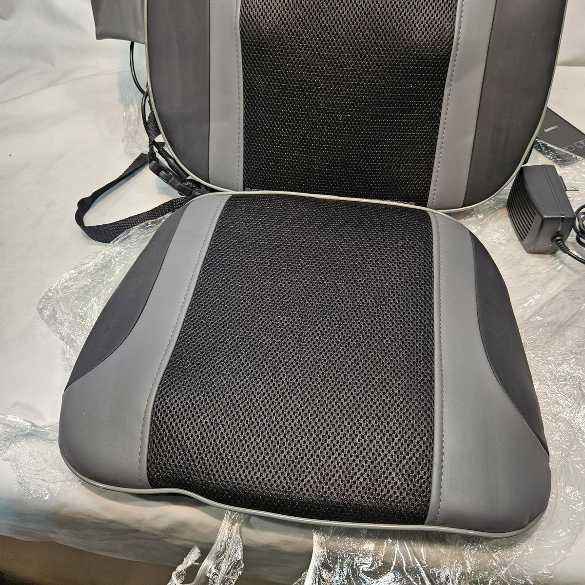 Naipo MGBK-2606H Shiatsu Back Massager with Heat, Deep Kneading