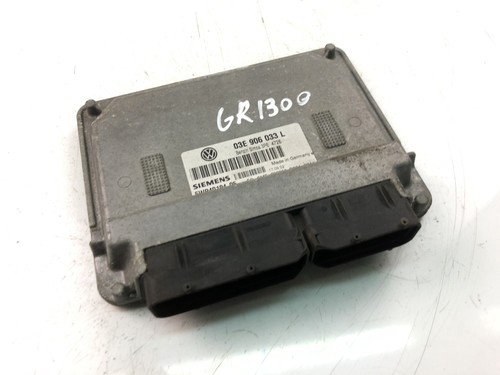 VW POLO 6N2 Motorsteuergerät ECU 03E906033L 15909543