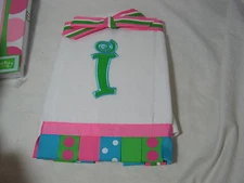 New MUDPIE INITIAL "I " Burp Cloth ~ Pink Green Blue Dots  NIP