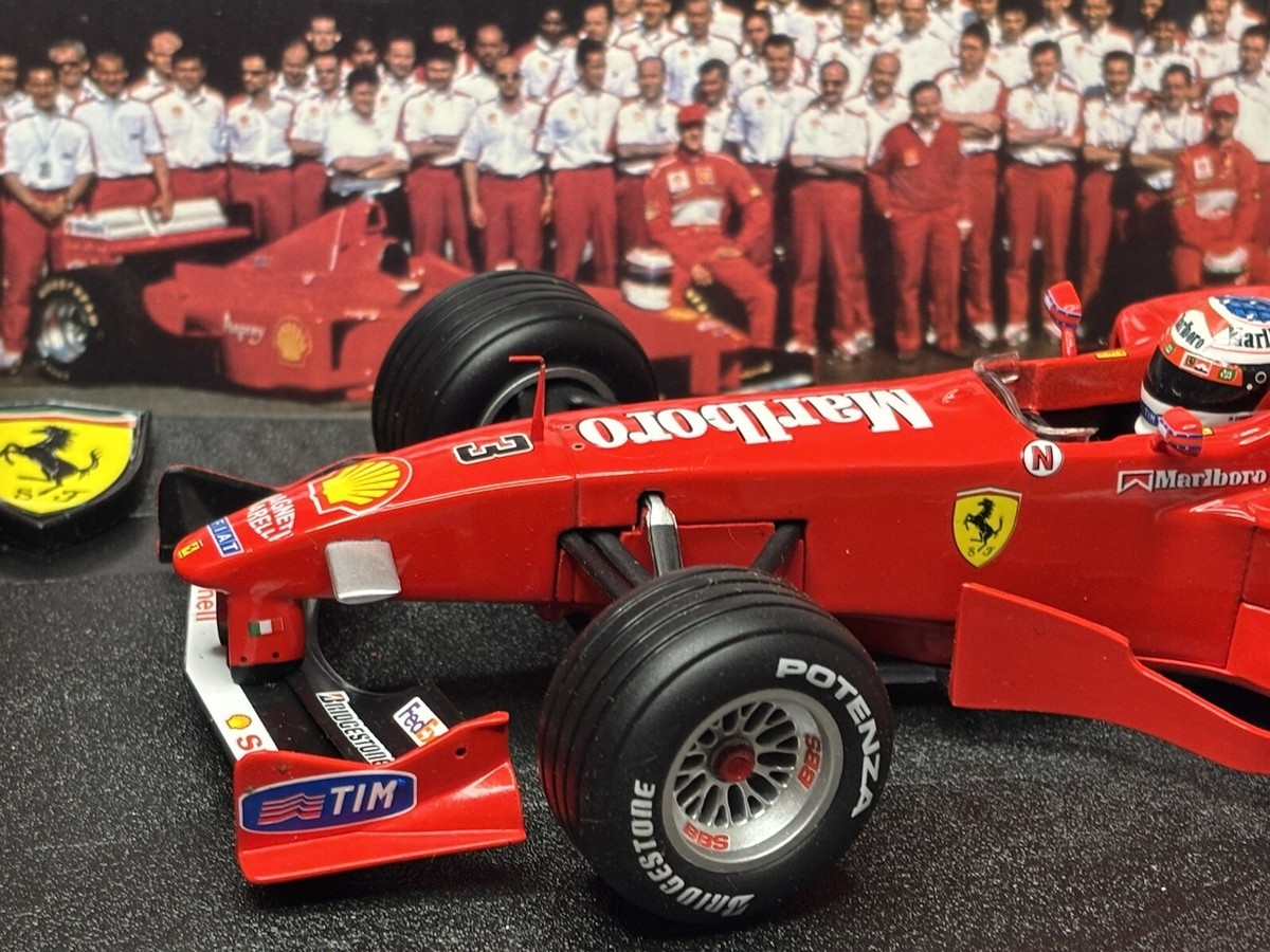 1:18 HOT WHEELS F1 Formula 1 FERRARI F399 Michael Schumacher 1999