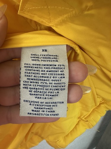 Old Navy Childrens Vest Size XS Yellow Zip Up Puffer Vest Down Fill - Picture 7 of 13