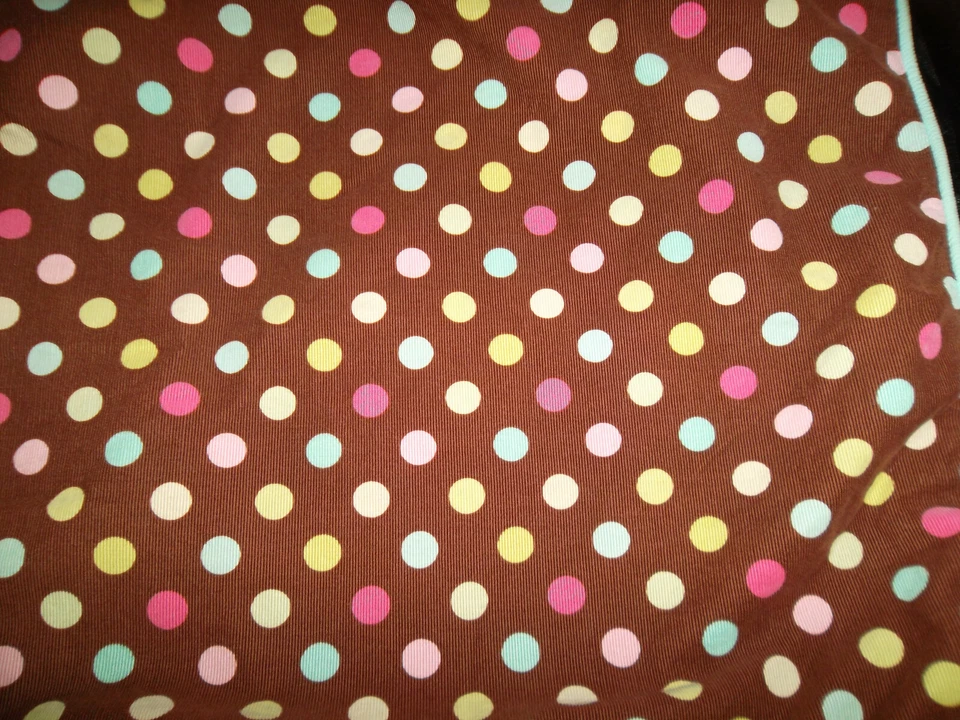 Almohada Pottery Barn Teen Coco Dot ETS farsa marrón rosa verde pana lunares Foto 3 de 4