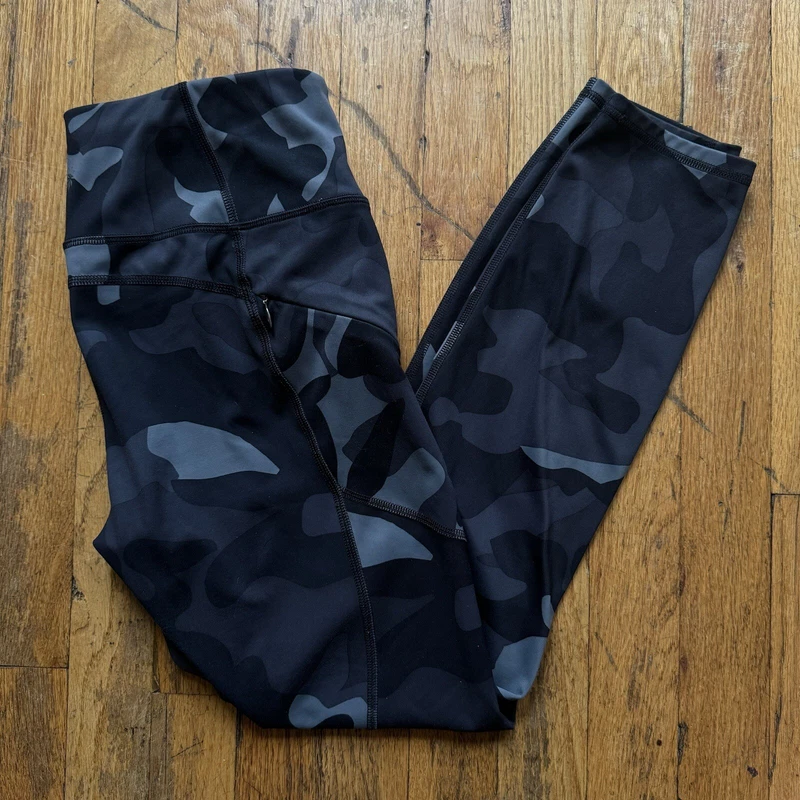 athleta contender powerlift tight camo yoga leggings