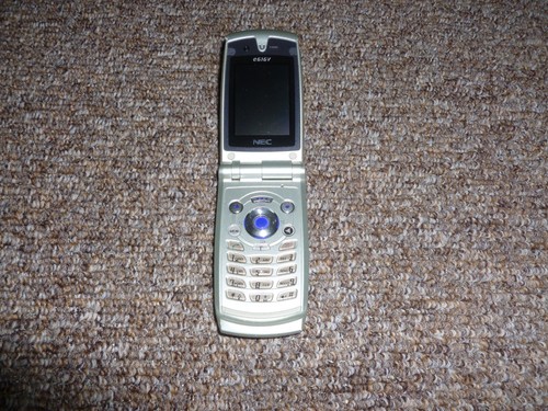 NEC E606 Flip Phone ( 3 Network ) Mobile Phone RETRO UNTESTED - Afbeelding 4 van 5