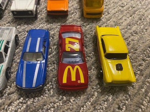 Lote de 9 Coches Diecast De Colección Hot Wheels Matchbox Yatming Majorette & Corgi Jr - Imagen 2 de 12