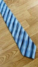 MEN  S NECK TIE MULTI COLORED STRIPED. COLOR:BLUE/WHITE/BLACK.