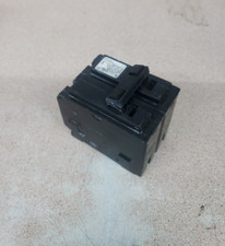HOM230 - SQUARE D 30A AMP 2P POLE 10kA@120/240V PLUG ON BREAKER B# -USED