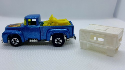 HTF Hotwheels '56 Ford Truck in Sparkle Blue/Flames,Motorcycles and Shell-RARE🔥 - Picture 7 of 9