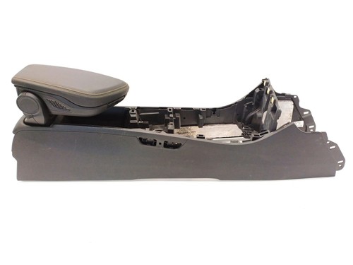 BMW X2 F39 2018 Armrest A108387 - Picture 4 of 6
