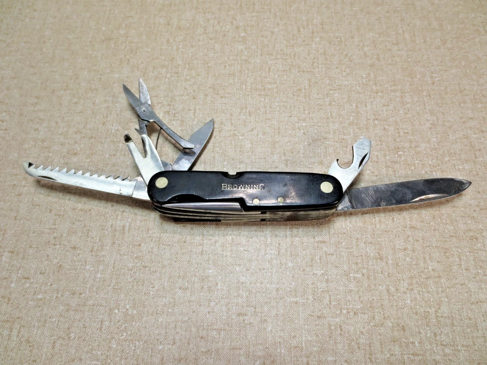 NAVAJA DE BOLSILLO BROWNING ALEMANIA OUTDOORMAN EJÉRCITO SUIZO BOY SCOUT DE COLECCIÓN Foto 3 de 4