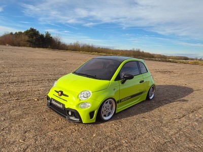 1:18 Fiat 500 Abarth F595 mit 15 Zoll Porsche C2 Echt Alu Felgen Tuning Tiefer
