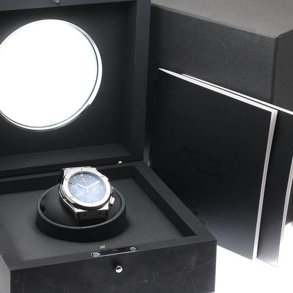 Hublot — Hublot Classic Fusion 521.NX.6670.LR.JPN18 46mm Ti Automatic Watch #C2220