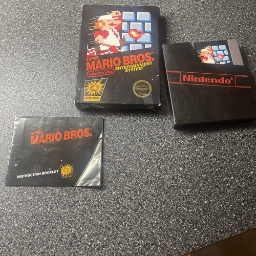NES Super Mario Bros Foam hangtab Nintendo 1985 5-screw Rare - Picture 1 of 11