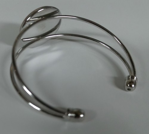Armreif aus Glas & Metall - Micky Maus - Bild 3 von 3