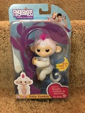 WowWee Fingerlings White Baby Monkey  Sophie  Interactive Pet Toy -USA SELLER