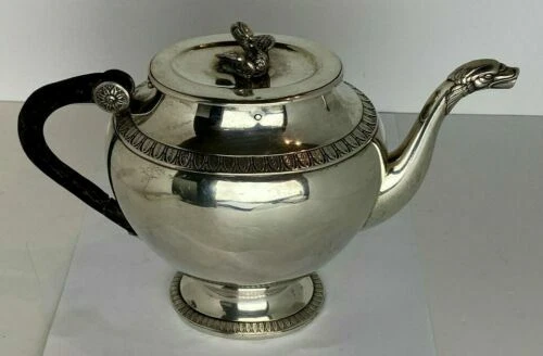 Théière en métal argenté christofle - France