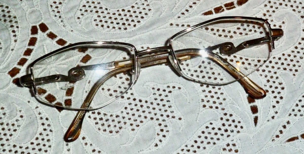 Vintage Tiara Eyeglasses 1950s Metal Tiara Style Eyeglasses – Female Hysteria Vintage main image 2