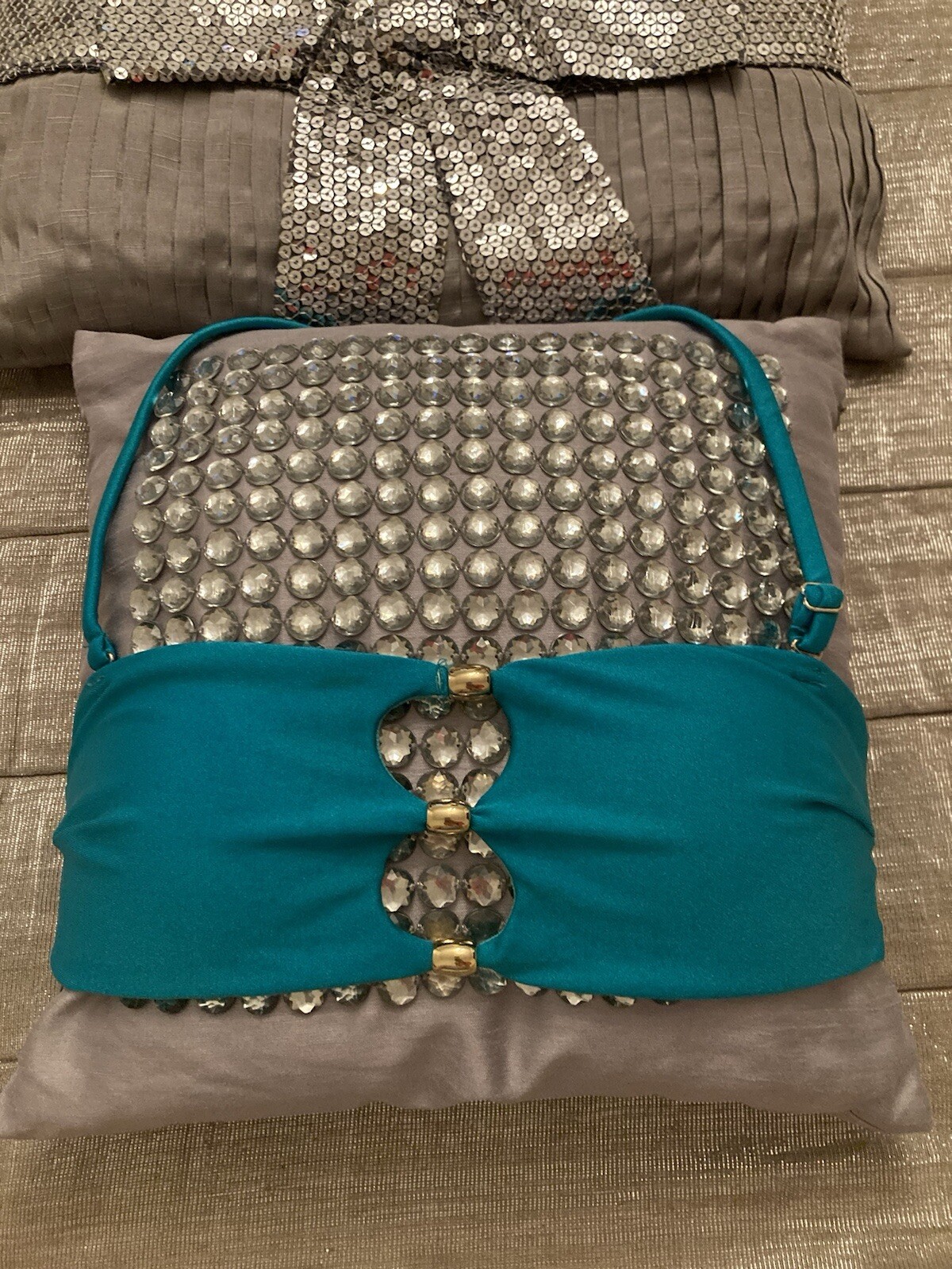 Picture 4 of 8