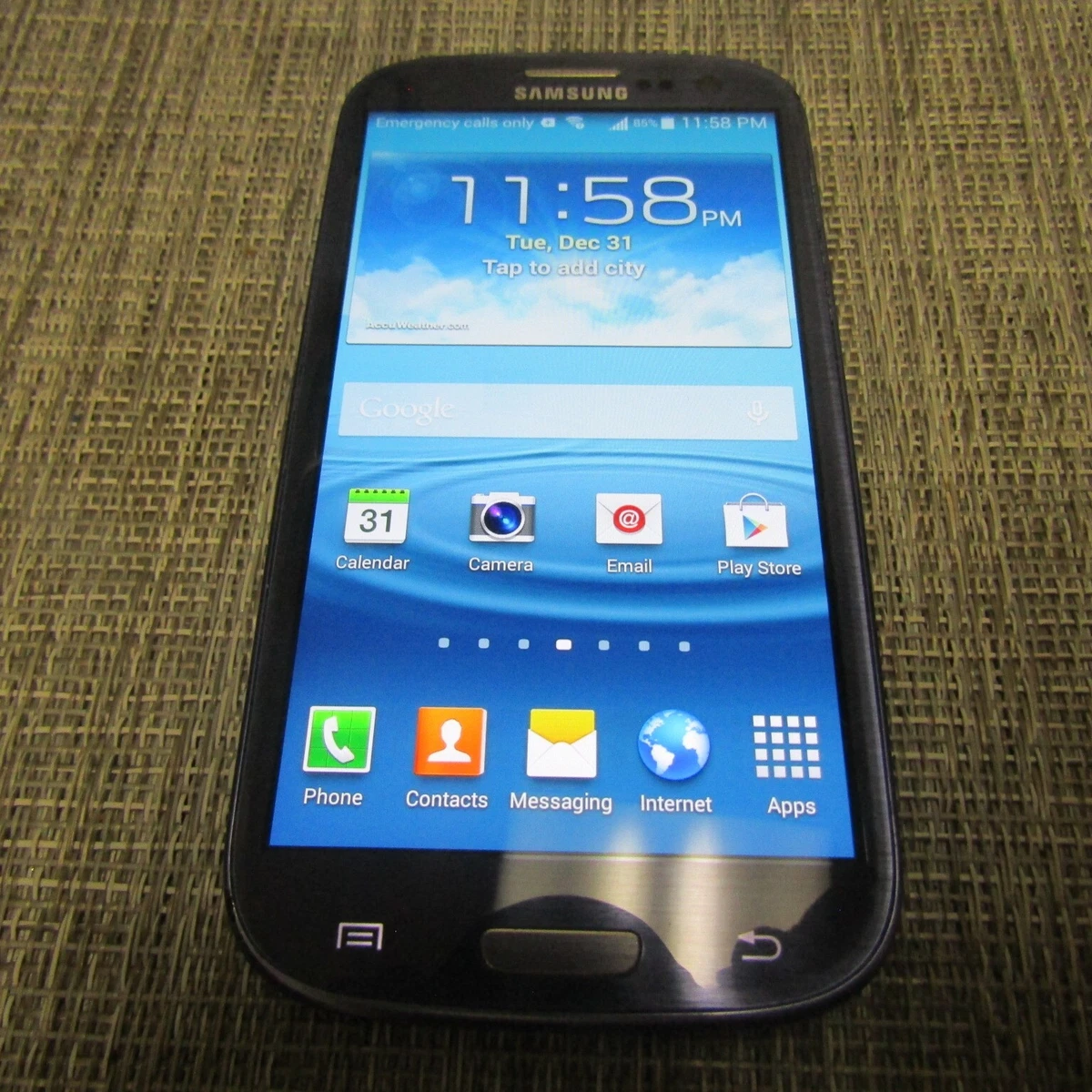 Samsung Galaxy S III Less than 4 in Cell Phones & Smartphones for