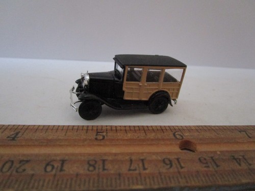 Vintage 1/87 HO Scale Athearn 1930's Ford Model A Sedan For Train Layout