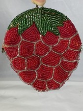Vintage Kiss Lock Strawberry Coin/Change Purse Bag Red Green  Gold Micro Beads