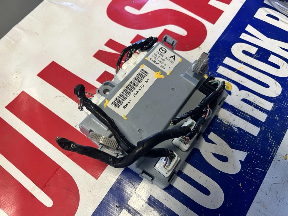 Módulo de control de carrocería Mazda 6 BCM 2009-2010 parte # GS3L67560B Foto 4 de 4