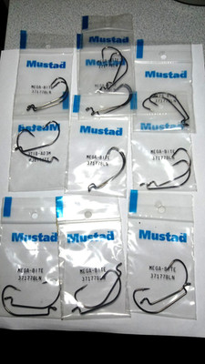 MUSTAD,LOT OF 10 2PKS, ''MEGA-BITE'' #37177BLN HOOKS, TTL 20 HOOKS, NEW