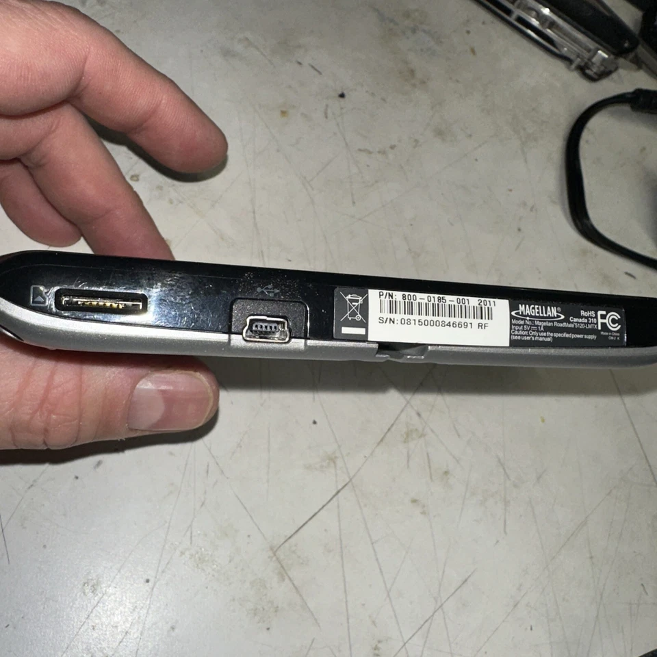 Magellan RoadMate 5120-LMTX - used With Power Adapter Bundle - Image 4 of 4