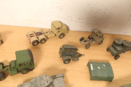 Pacchetto veicoli militari vintage HO 1:87 gru camion carro armato semi trattore Austin - Foto 15 di 20