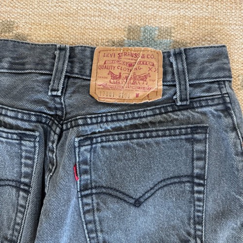 Jeans vintage Levis donna 11 17501 0103 501 vestibilità studentesca nero sbiadito anni 80 MiUSA rari - Foto 3 di 6