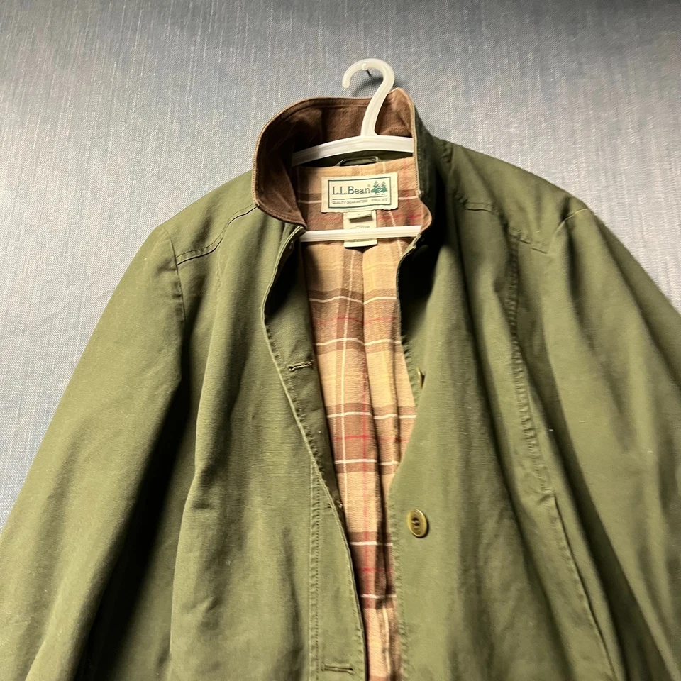 L.L.Bean Men’s Field Jacket Size S Reg Green Canvas Plaid Lined Barn Cotton - Image 2 of 4