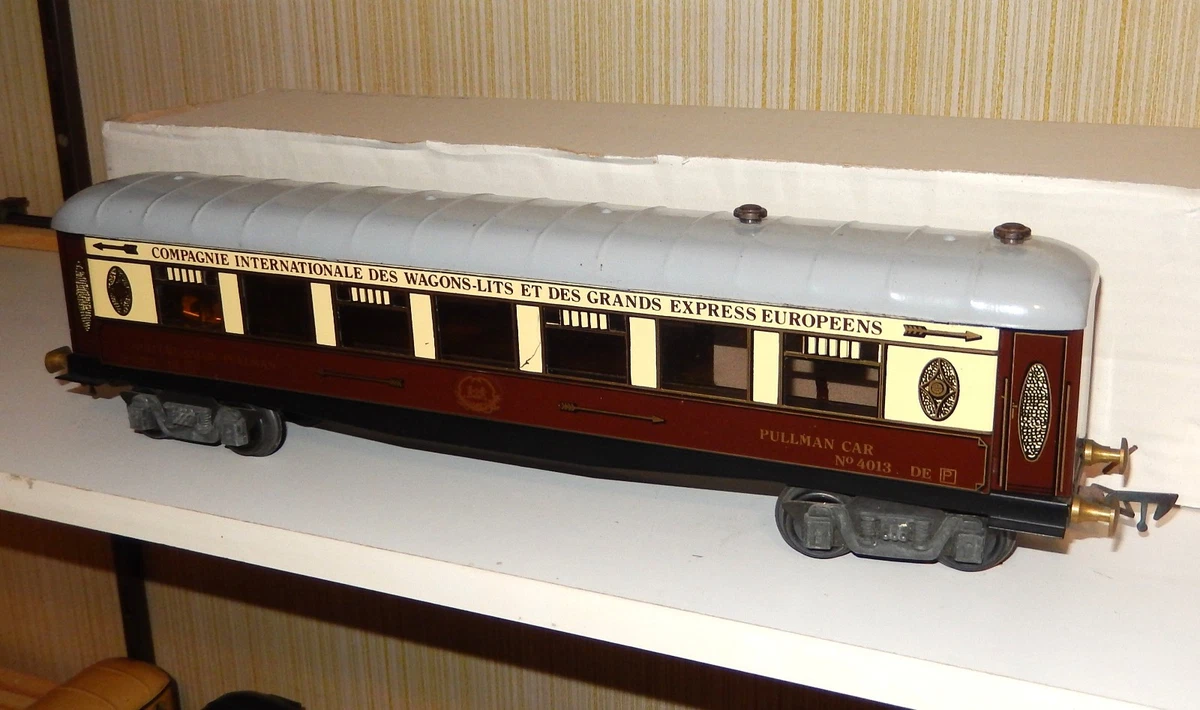 Voitures de voyageurs marrons pour modélisme ferroviaire à l'échelle N