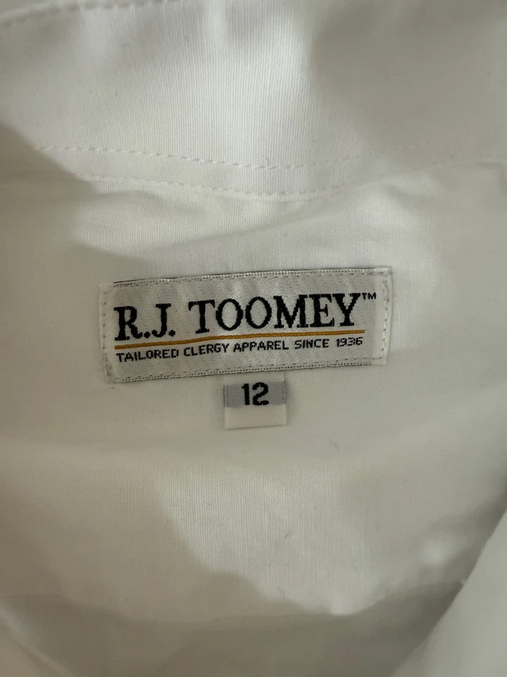 Women Clergy Shirt Pastor Priest Lady Tops Clerical Tab Collar 12 NEW - Image 3 of 4