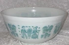 Pyrex Amish Butterprint Mixing Bowl 403 Turquoise Blue White, 2.5 Qt