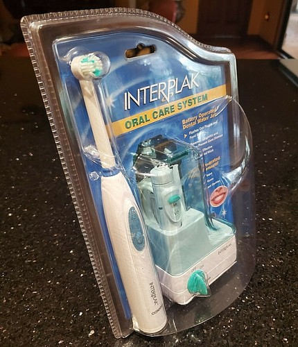 Sistema de cuidado oral CONAIR INTERPLAK ~ Removedor de placa de chorro de agua dental modelo DC1CS - Imagen 2 de 12