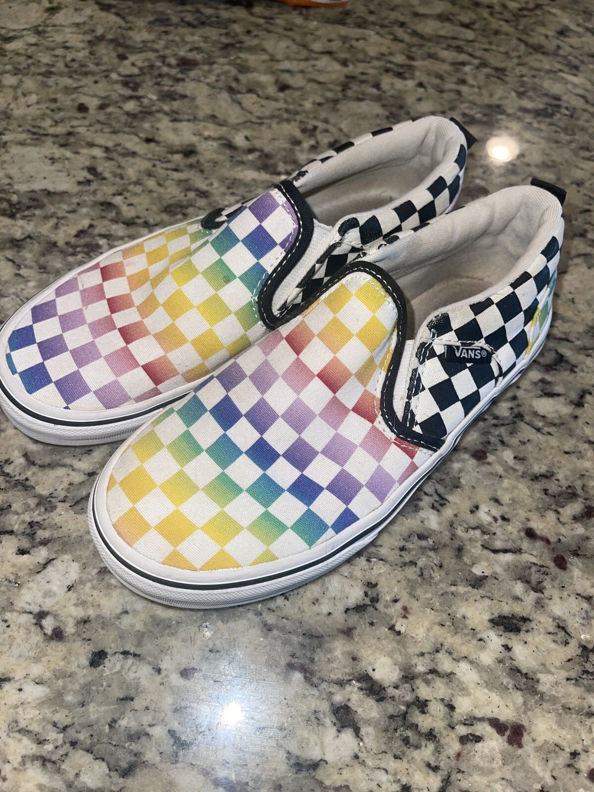 Scarpe da skateboard slip on VANS Off the Wall ragazza ragazzo taglia 2 scacchiera arcobaleno